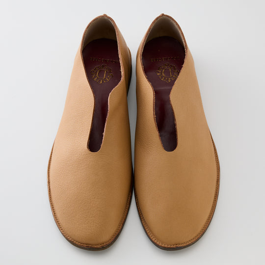BENOIT for MEN | 8087M｜BEIGE ソフトシュリンクレザー  Vカットパンプス
