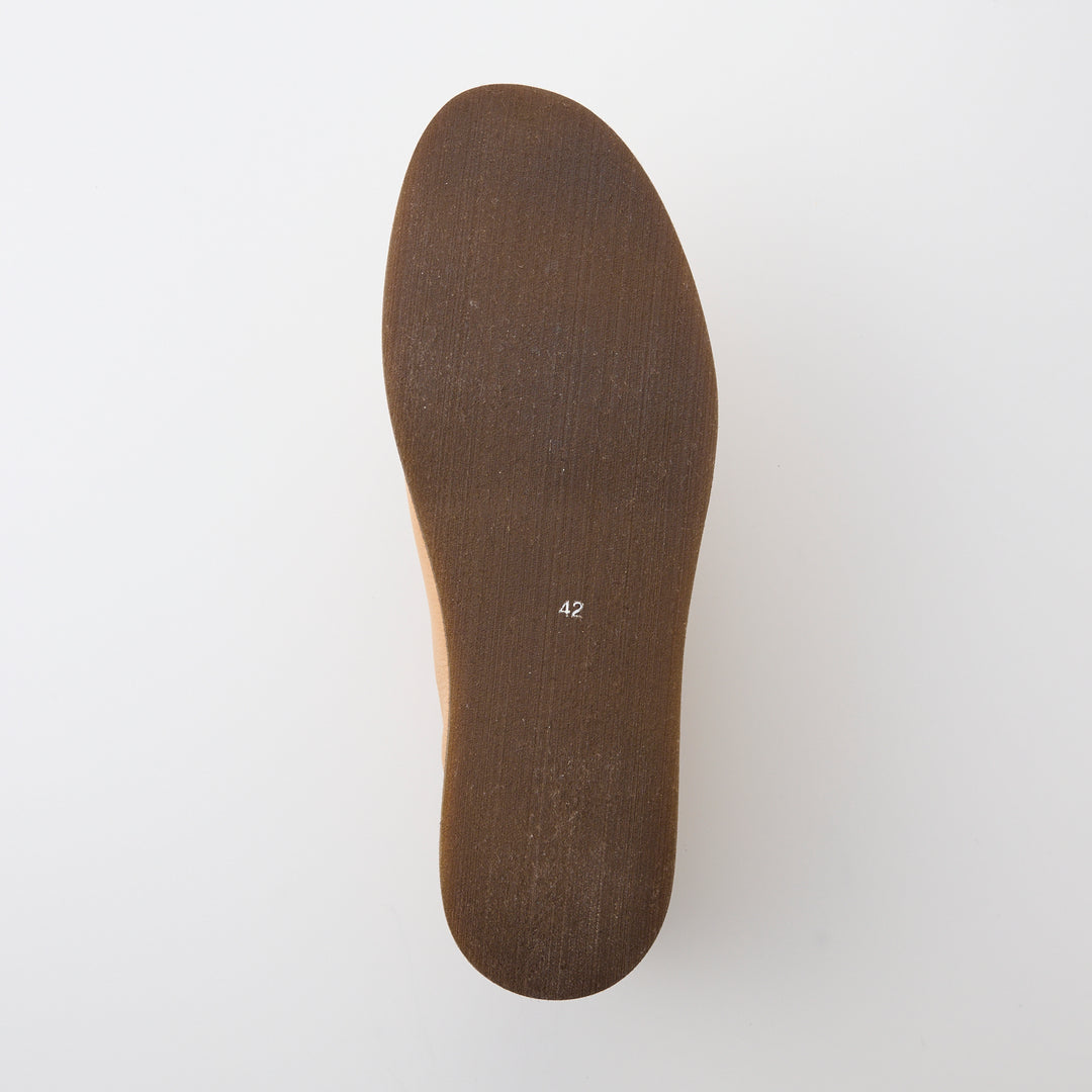 BENOIT for MEN | 8087M｜BEIGE ソフトシュリンクレザー  Vカットパンプス